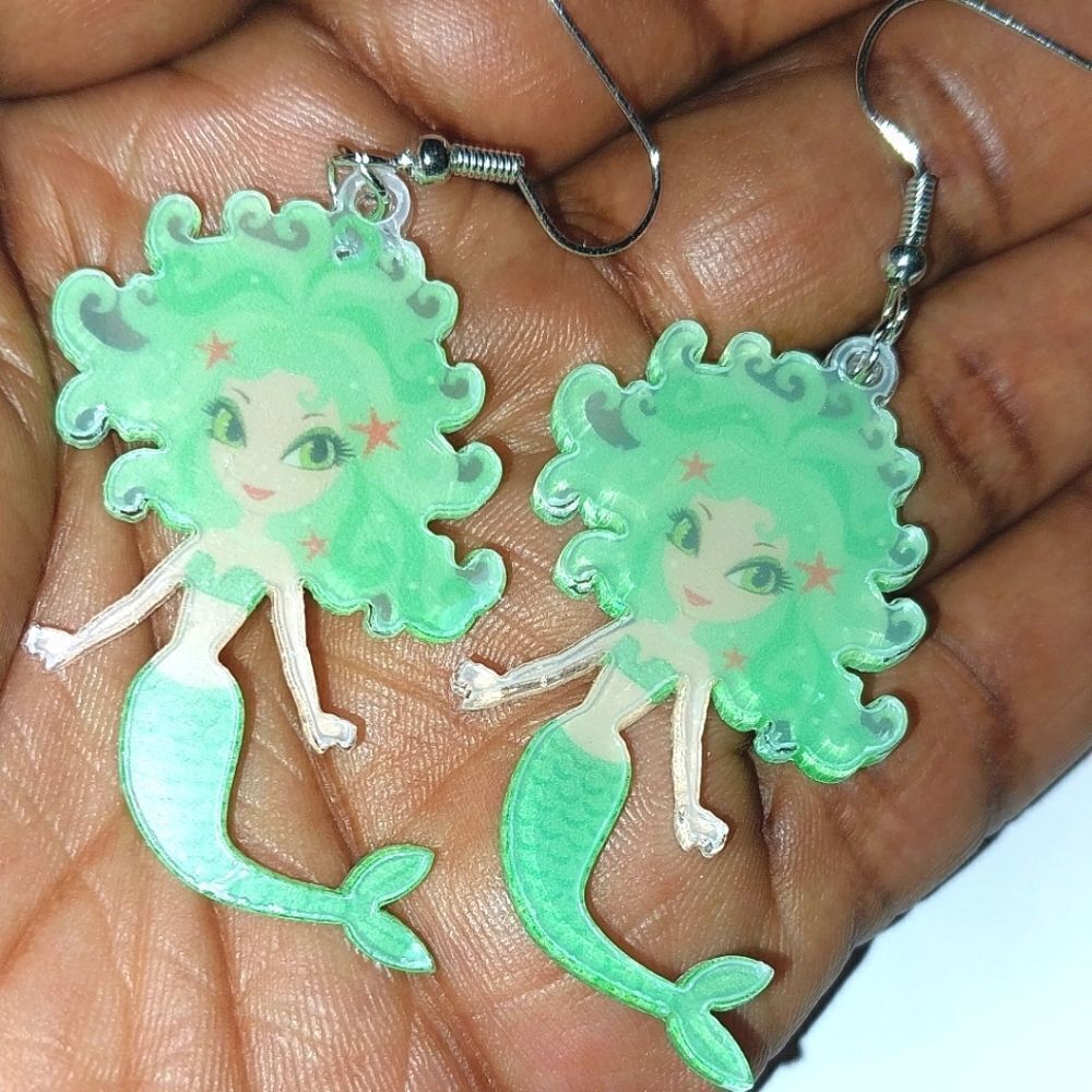Super cute mermaid earrings